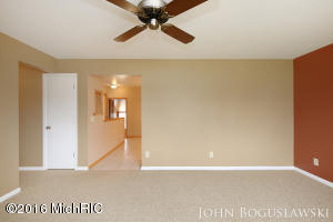 4185 Sandy Dr, Dorr, MI 49323 photo 6