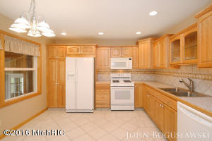 4185 Sandy Dr, Dorr, MI 49323 photo 7