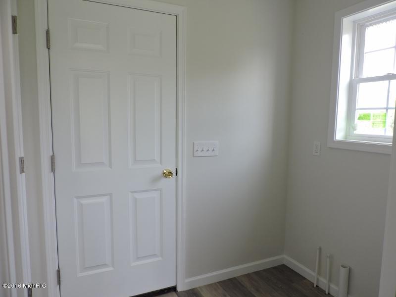 309 Brookside Ct, Big Rapids, MI 49307 photo 18