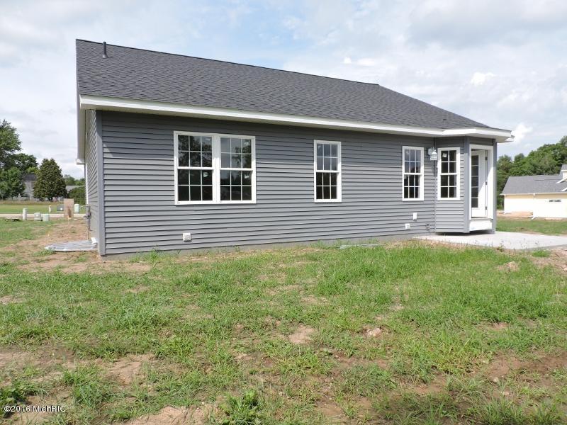 309 Brookside Ct, Big Rapids, MI 49307 photo 23