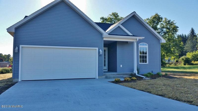 309 Brookside Ct, Big Rapids, MI 49307 photo 1