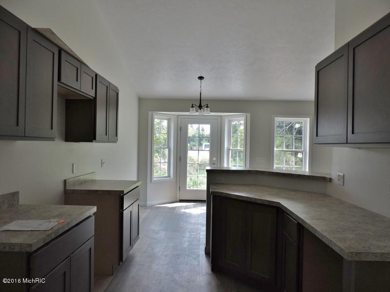 309 Brookside Ct, Big Rapids, MI 49307 photo 7