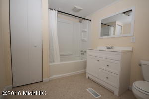 13765 E W Ave, Fulton, MI 49052 photo 6