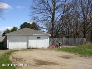 623 E State St, Colon, MI 49040 photo 3