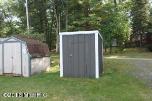 8209 Pine Grove Bch, Baldwin, MI 49304 photo 6