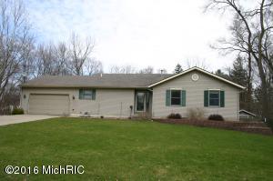 219 Jersey St, Plainwell, MI 49080 photo 1