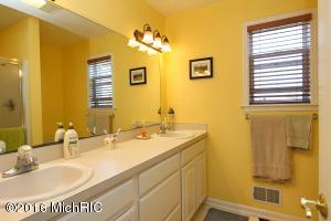4515 Roseview Ct, Ada, MI 49301 photo 19