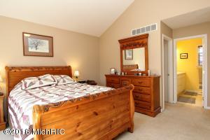 4515 Roseview Ct, Ada, MI 49301 photo 18