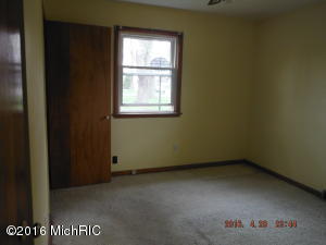 105 Sundown St, Springfield, MI 49037 photo 8
