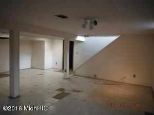 105 Sundown St, Springfield, MI 49037 photo 13