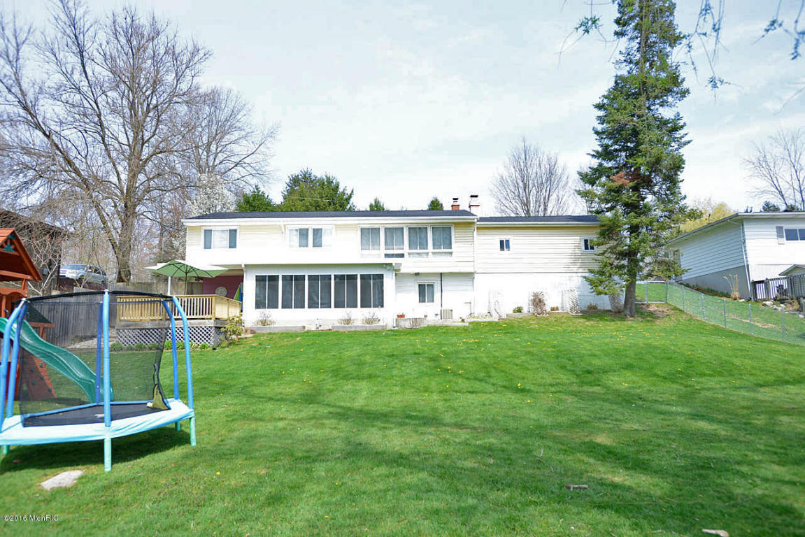 66 Hilltop Ln, Augusta, MI 49012 photo 6
