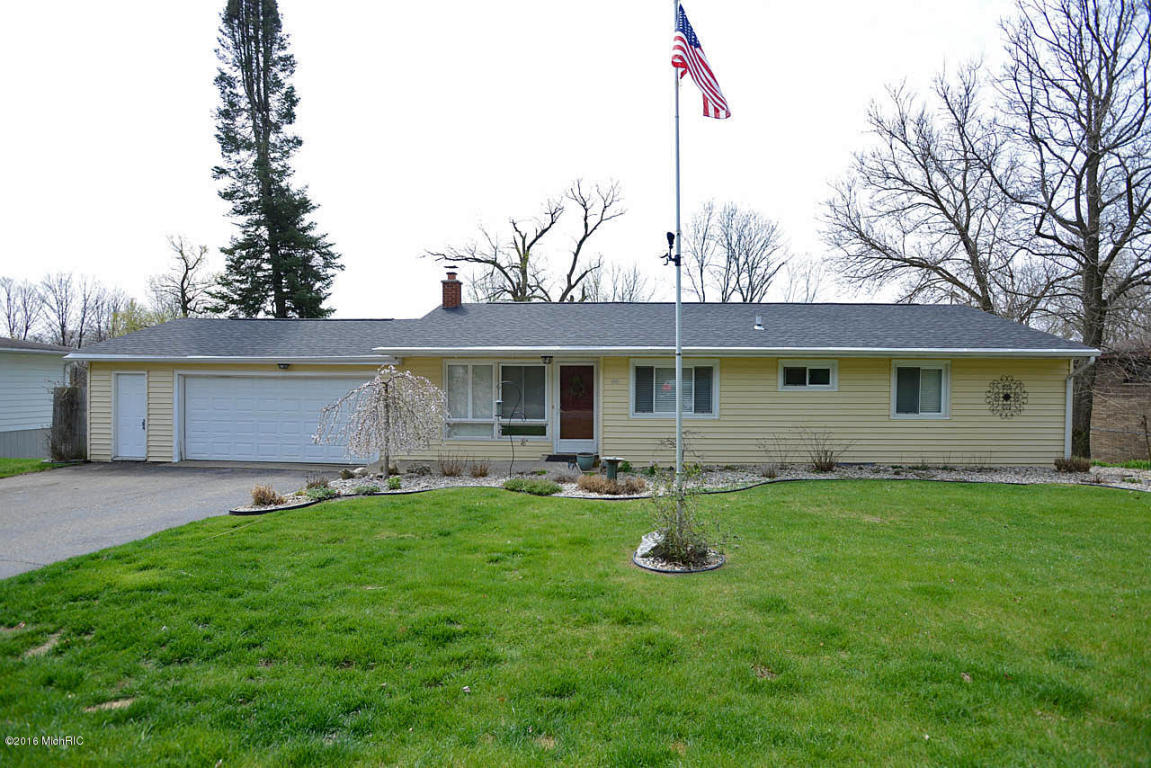 66 Hilltop Ln, Augusta, MI 49012 photo 1