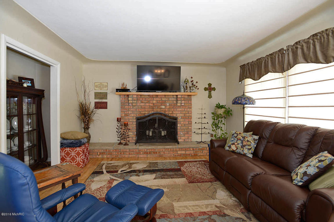66 Hilltop Ln, Augusta, MI 49012 photo 11