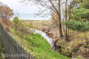5437 N Ridge Rd, Pentwater, MI 49449 photo 10