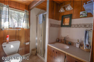 5437 N Ridge Rd, Pentwater, MI 49449 photo 7