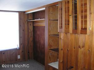 440 Canaris St, Constantine, MI 49042 photo 23