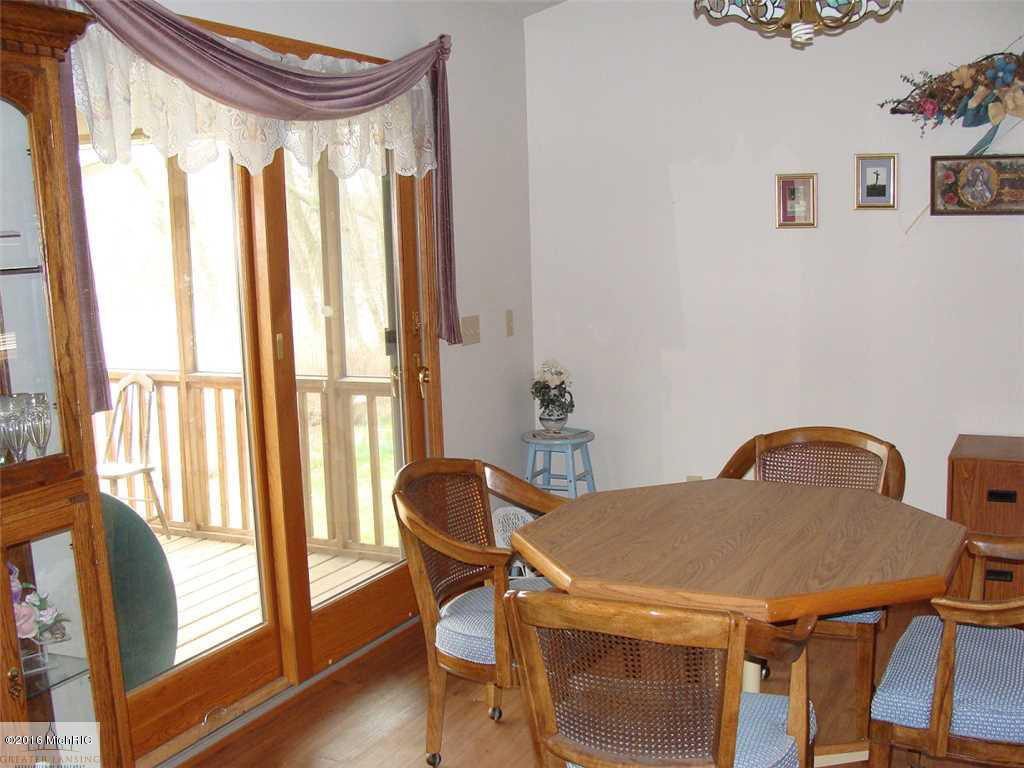 8283 Hall Rd, Bellevue, MI 49021 photo 6