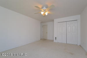 7980 Warner St, Allendale, MI 49401 photo 32