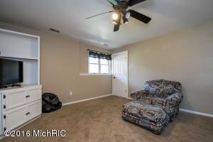 7980 Warner St, Allendale, MI 49401 photo 37