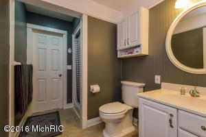7980 Warner St, Allendale, MI 49401 photo 23