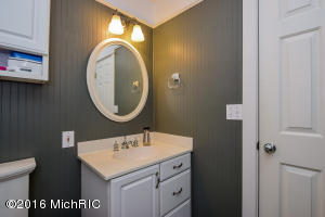 7980 Warner St, Allendale, MI 49401 photo 24