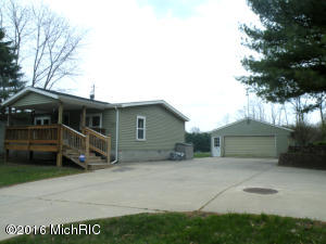 11201 Ware Rd, Lowell, MI 49331 photo 2
