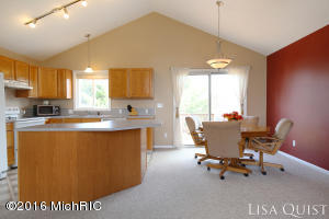 1825 Sunset Dr, Dorr, MI 49323 photo 12