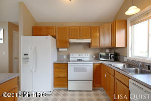 1825 Sunset Dr, Dorr, MI 49323 photo 8