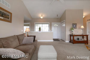 3828 Hare Ln, Dorr, MI 49323 photo 5