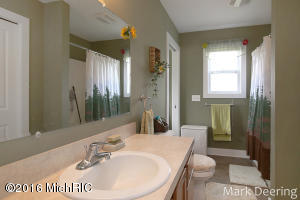 3828 Hare Ln, Dorr, MI 49323 photo 13