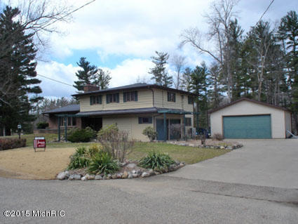 7381 Pinebrook Dr, Augusta, MI 49012 photo 1