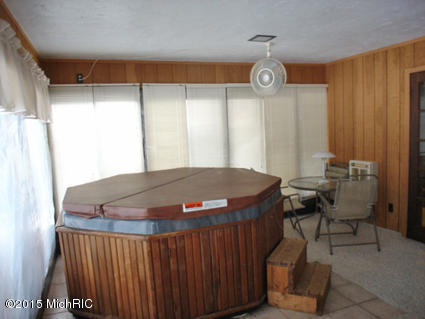 7381 Pinebrook Dr, Augusta, MI 49012 photo 12