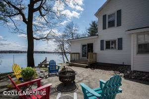 1260 E 88th St, Newaygo, MI 49337 photo 1