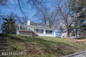 1260 E 88th St, Newaygo, MI 49337 photo 3