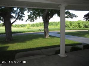 9119 S Collins Rd, Fenwick, MI 48834 photo 2