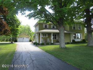 9119 S Collins Rd, Fenwick, MI 48834 photo 1