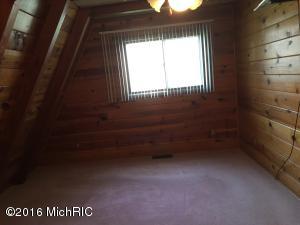 12110 Mac Dr NE, Belding, MI 48809 photo 14