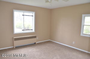 765 E Savidge St, Spring Lake, MI 49456 photo 14