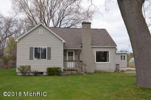 765 E Savidge St, Spring Lake, MI 49456 photo 39