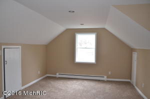 765 E Savidge St, Spring Lake, MI 49456 photo 20
