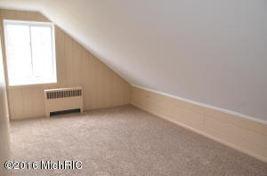 765 E Savidge St, Spring Lake, MI 49456 photo 23