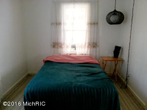 532 E 8th St, White Cloud, MI 49349 photo 11