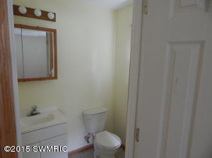 454 Sarrell St, Newaygo, MI 49337 photo 8