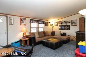 6116 E 86th St, Newaygo, MI 49337 photo 4