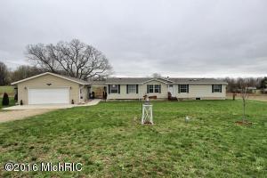 6116 E 86th St, Newaygo, MI 49337 photo 1