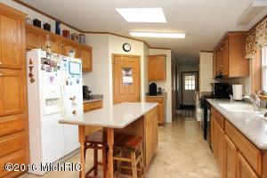 6116 E 86th St, Newaygo, MI 49337 photo 8