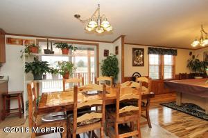 6116 E 86th St, Newaygo, MI 49337 photo 10