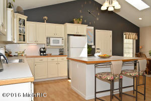7087 Palmer Rd, Belding, MI 48809 photo 3