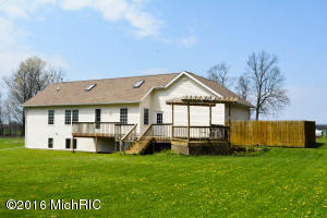 7087 Palmer Rd, Belding, MI 48809 photo 21