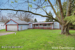 6291 Belding Rd, Belding, MI 48809 photo 2